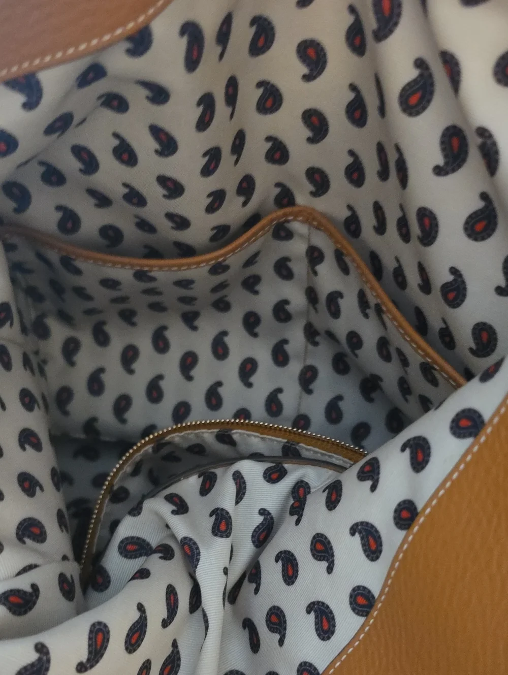 Vera Bradley Tifton Hobo Tote NWT